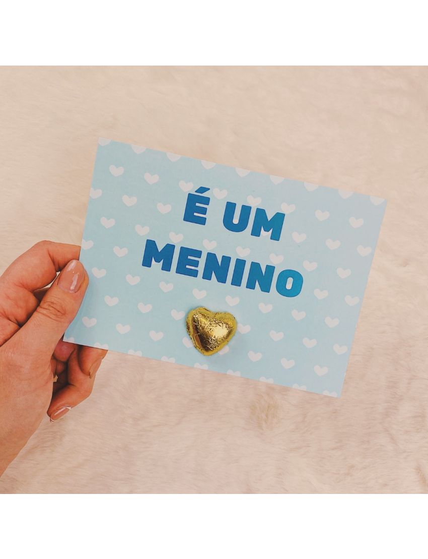 Cartão “É menino” com chocolate
