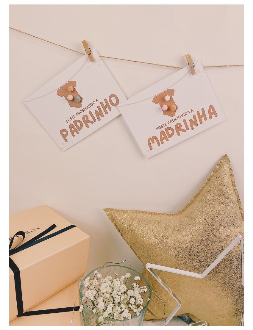 Cartão “Promovido a padrinho” com pompons