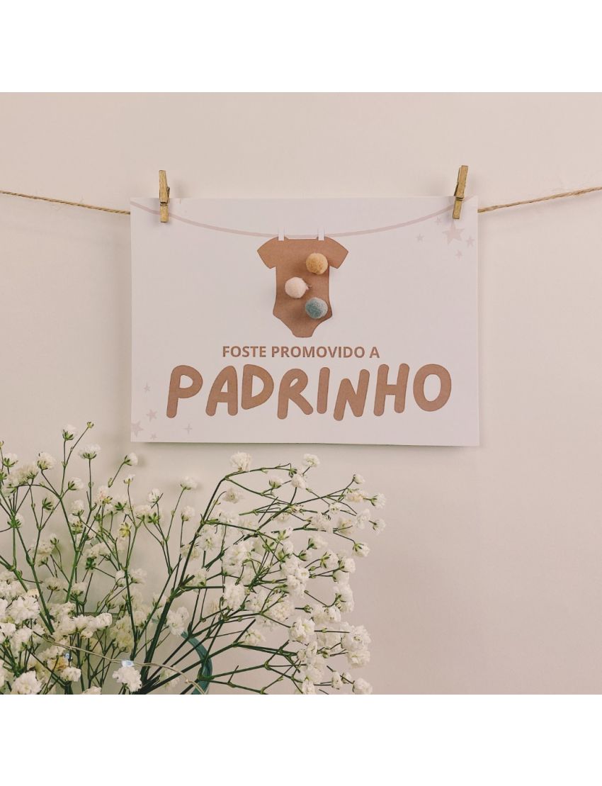Cartão “Promovido a padrinho” com pompons